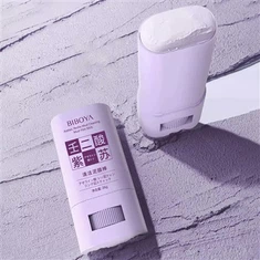 מסכת בוץ מבהירה